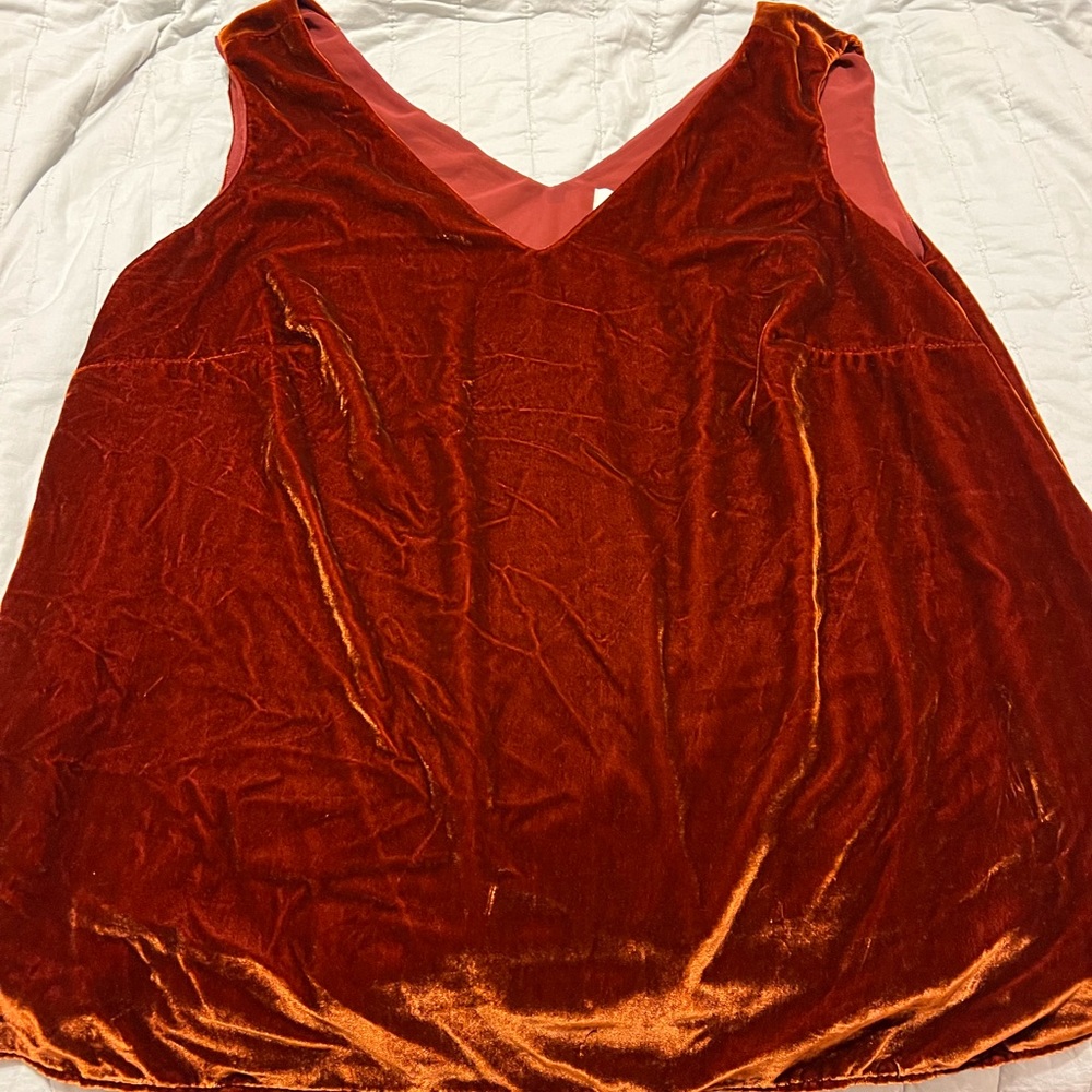 LOFT Plus Velvet Shell